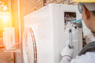 Foto: Arbeiter in Sonne